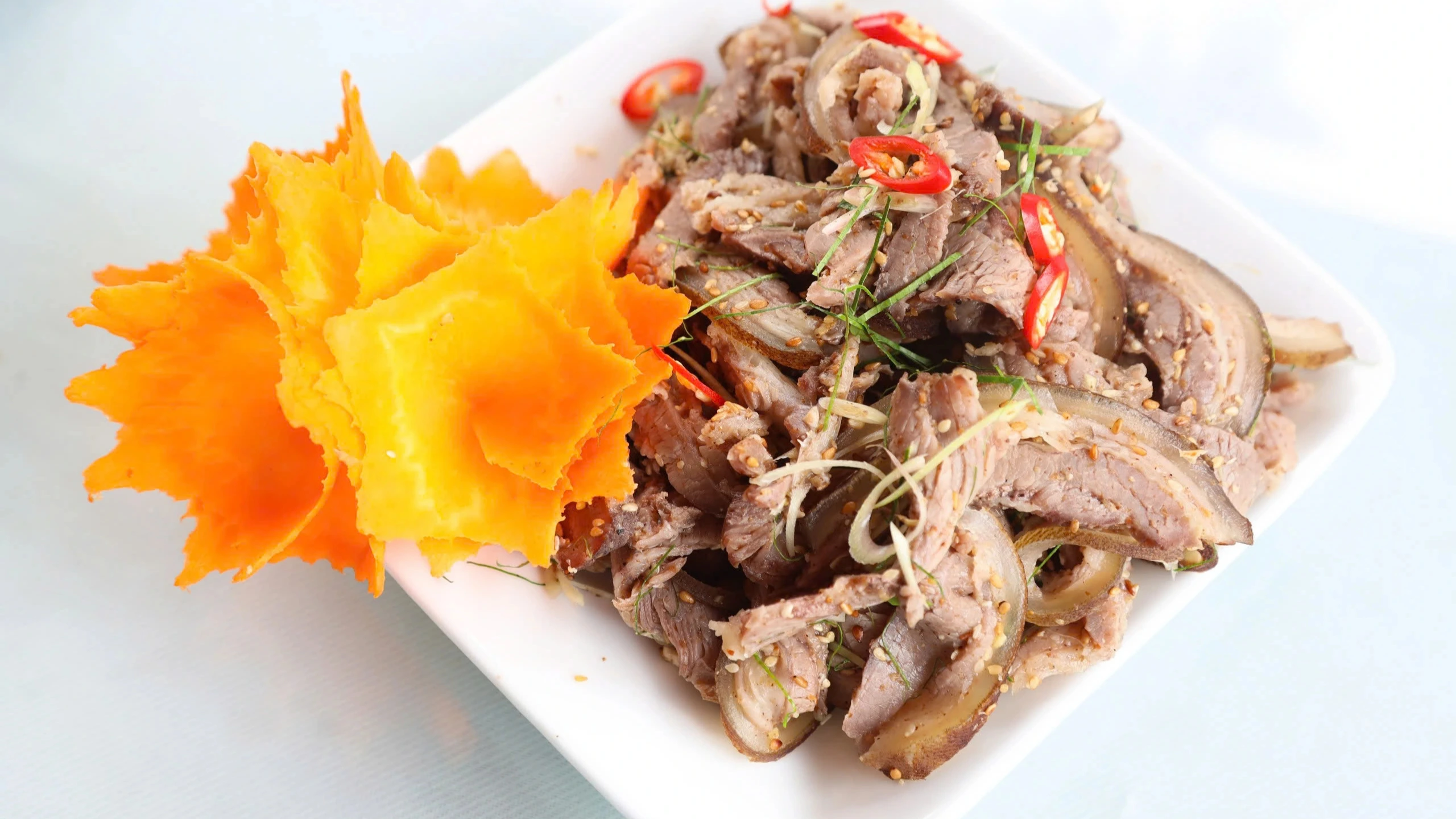 Thịt dê tái chanh
